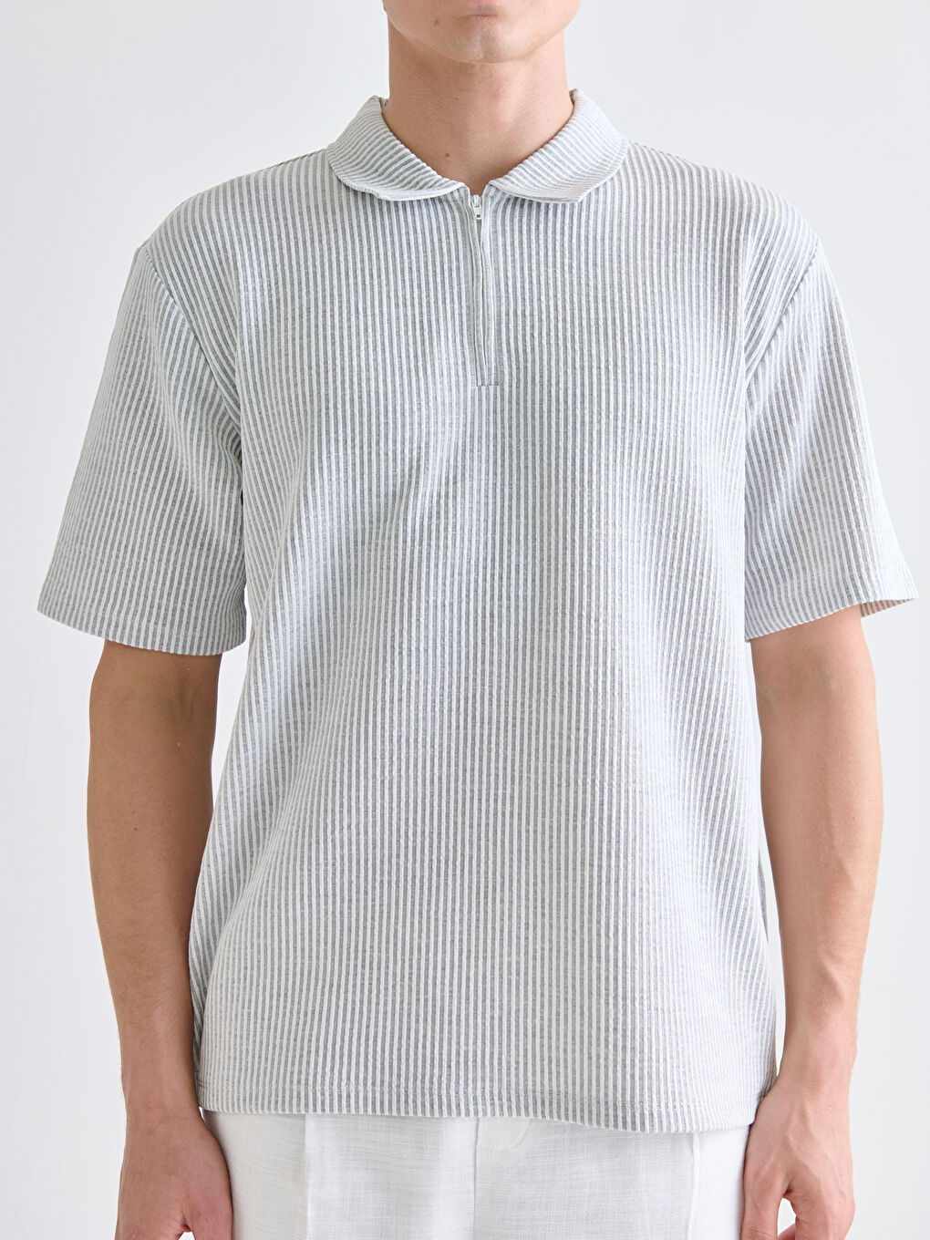 Gri Polo Yaka Çizgili Penye Erkek Tişört-2