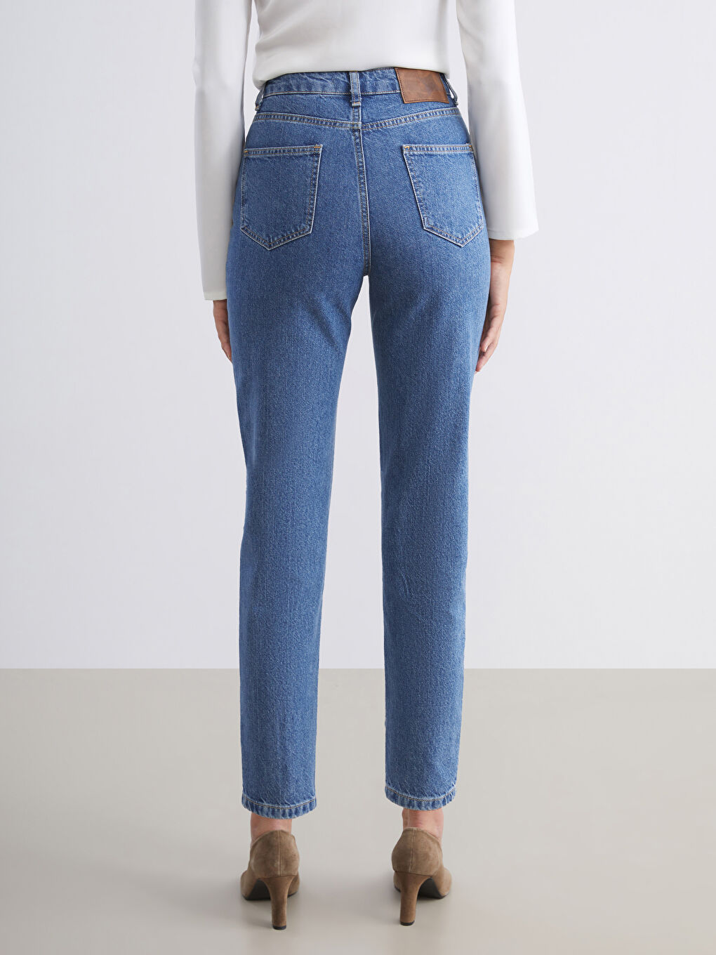 Mavi Slim Mom Kadın Jean Pantolon-4