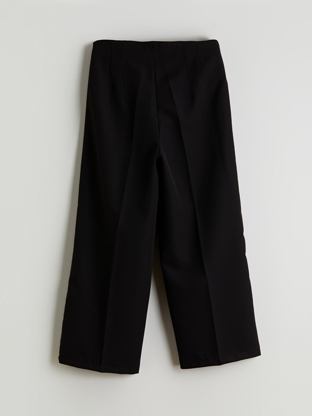 Siyah Standart Fit Geniş Paça Kadın Pantolon-5