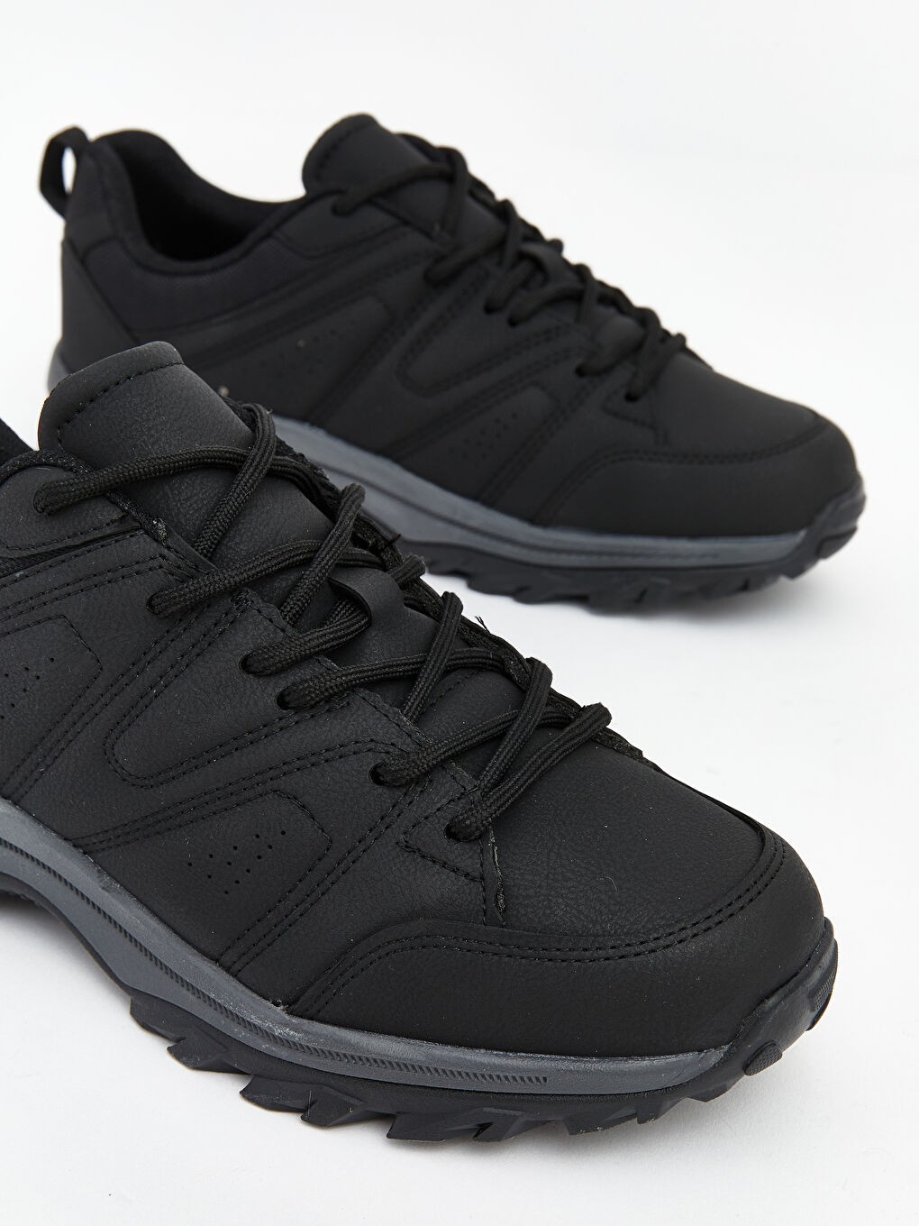 Siyah Bağcıklı Erkek Trekking Spor Ayakkabı-2