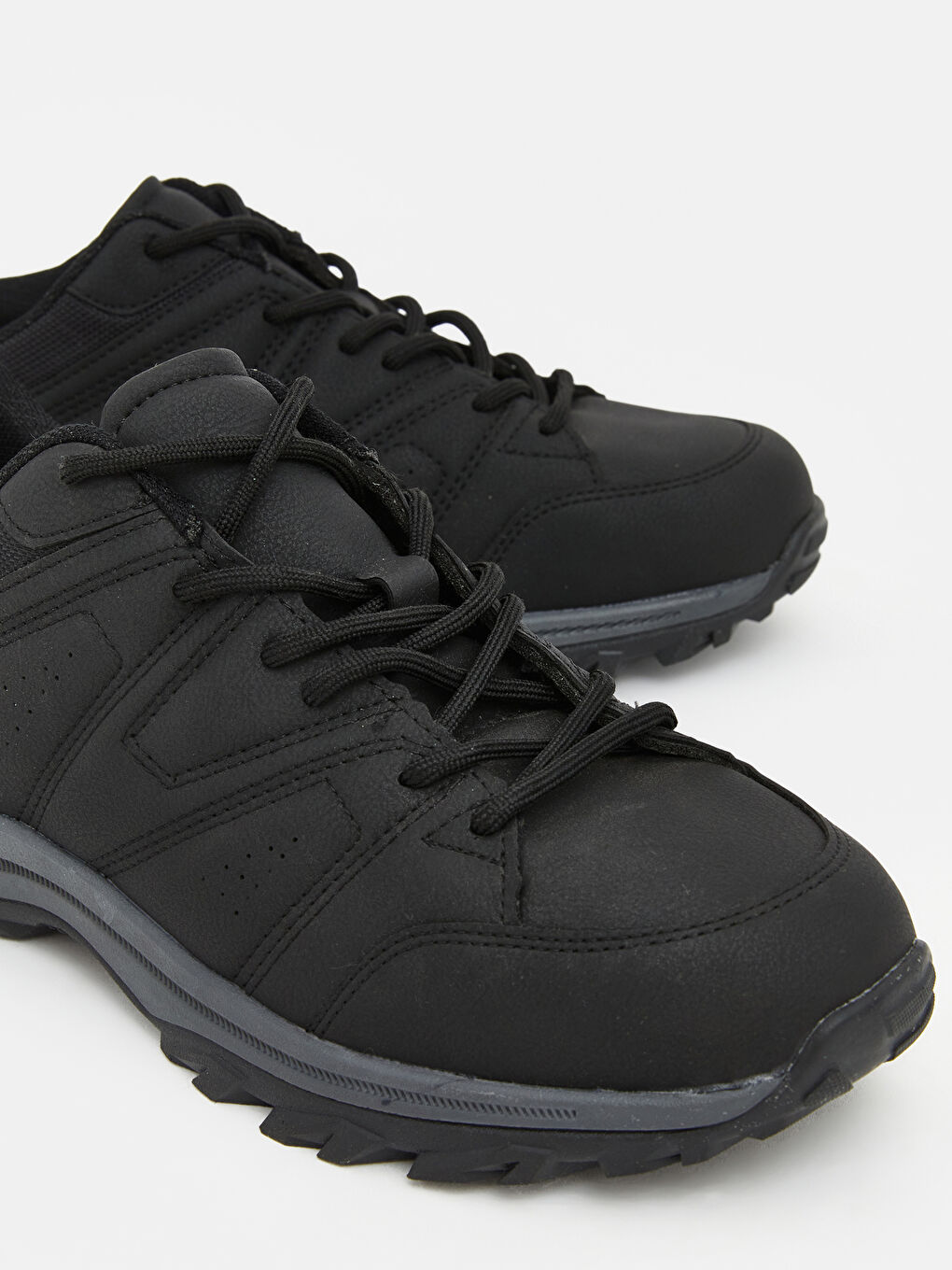 Siyah Bağcıklı Erkek Trekking Spor Ayakkabı-2