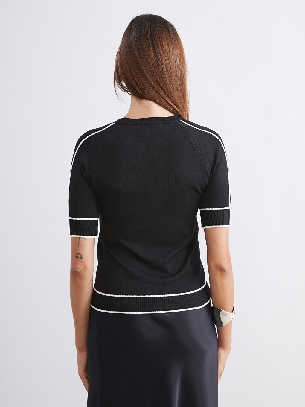 Siyah Bisiklet Yaka Kadın Triko Kazak-3