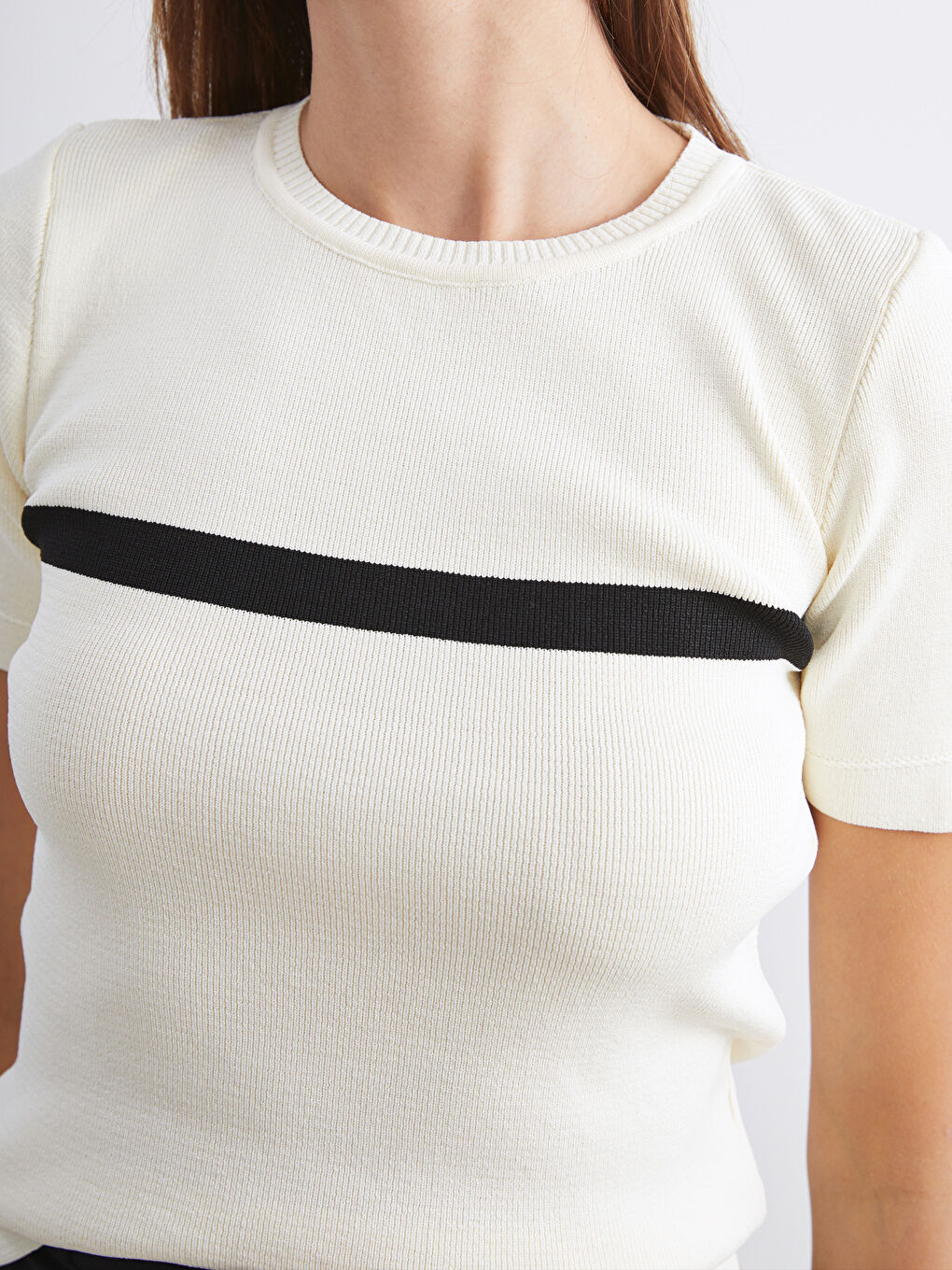 Ekru Bisiklet Yaka Kadın Triko Kazak-2