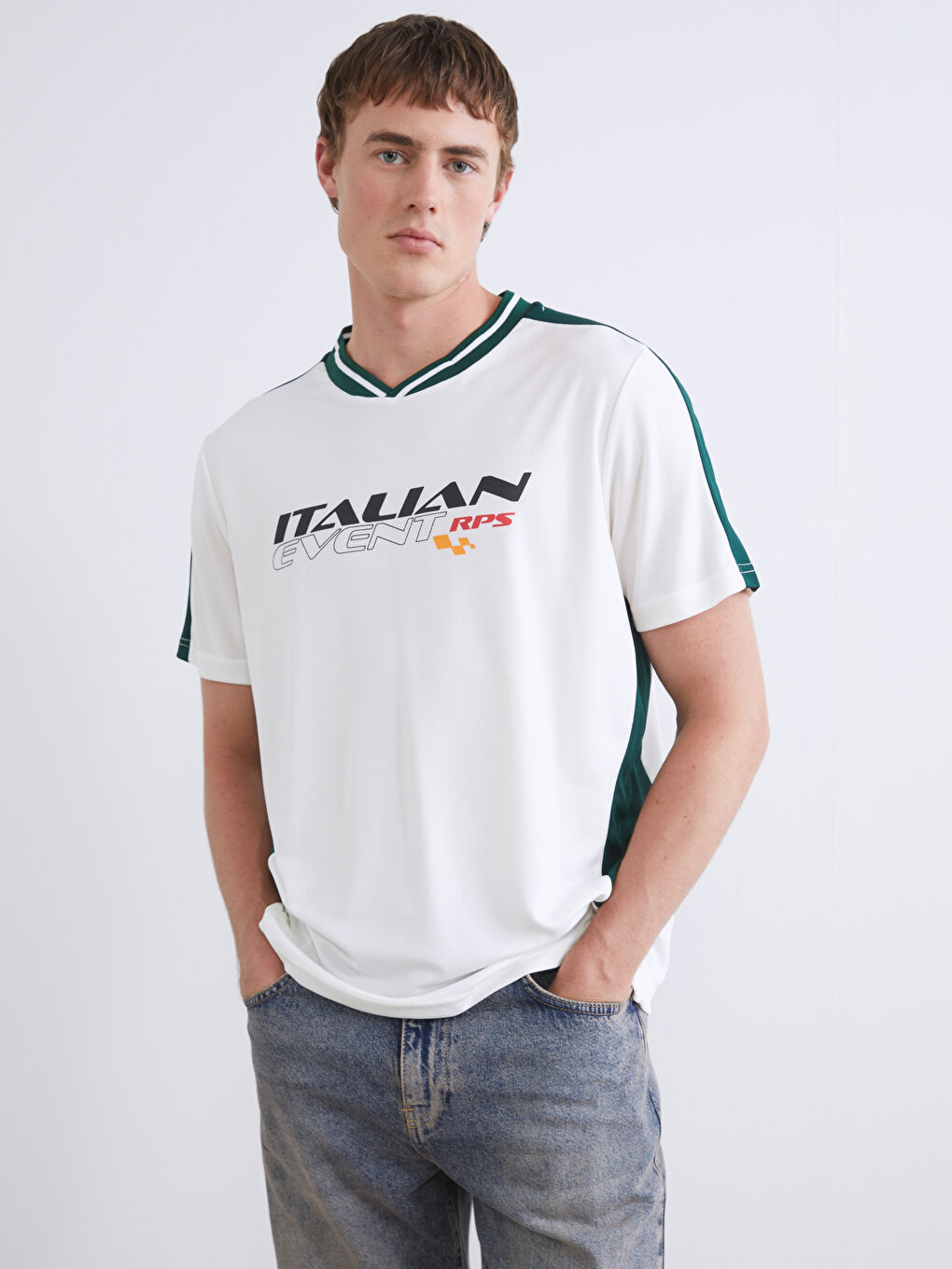 V Neck Printed Men's T-Shirt-1