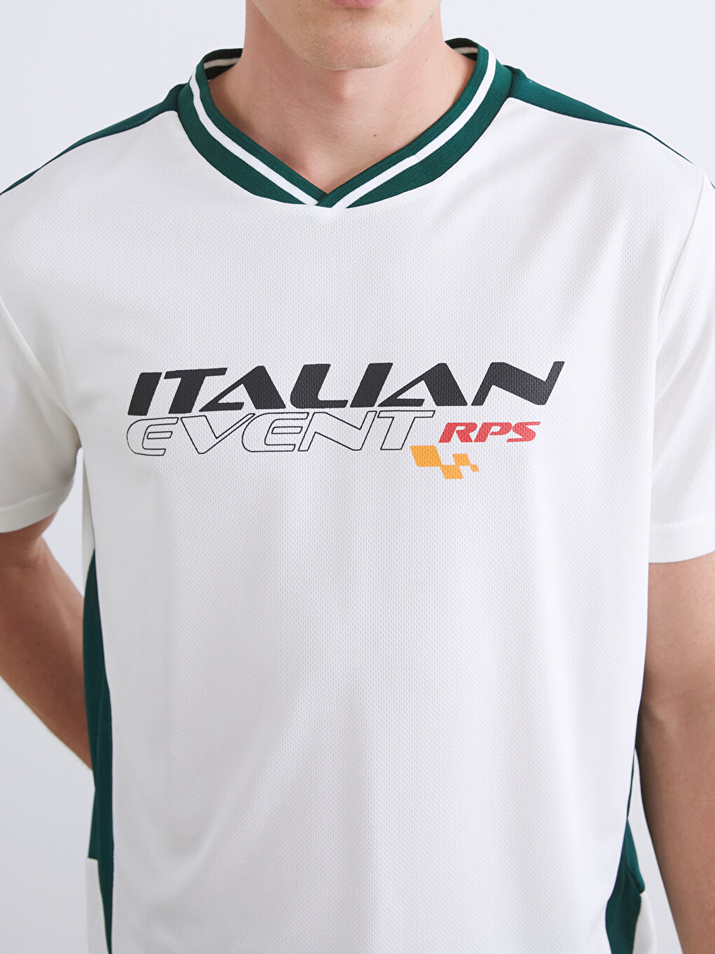 V Neck Printed Men's T-Shirt-4