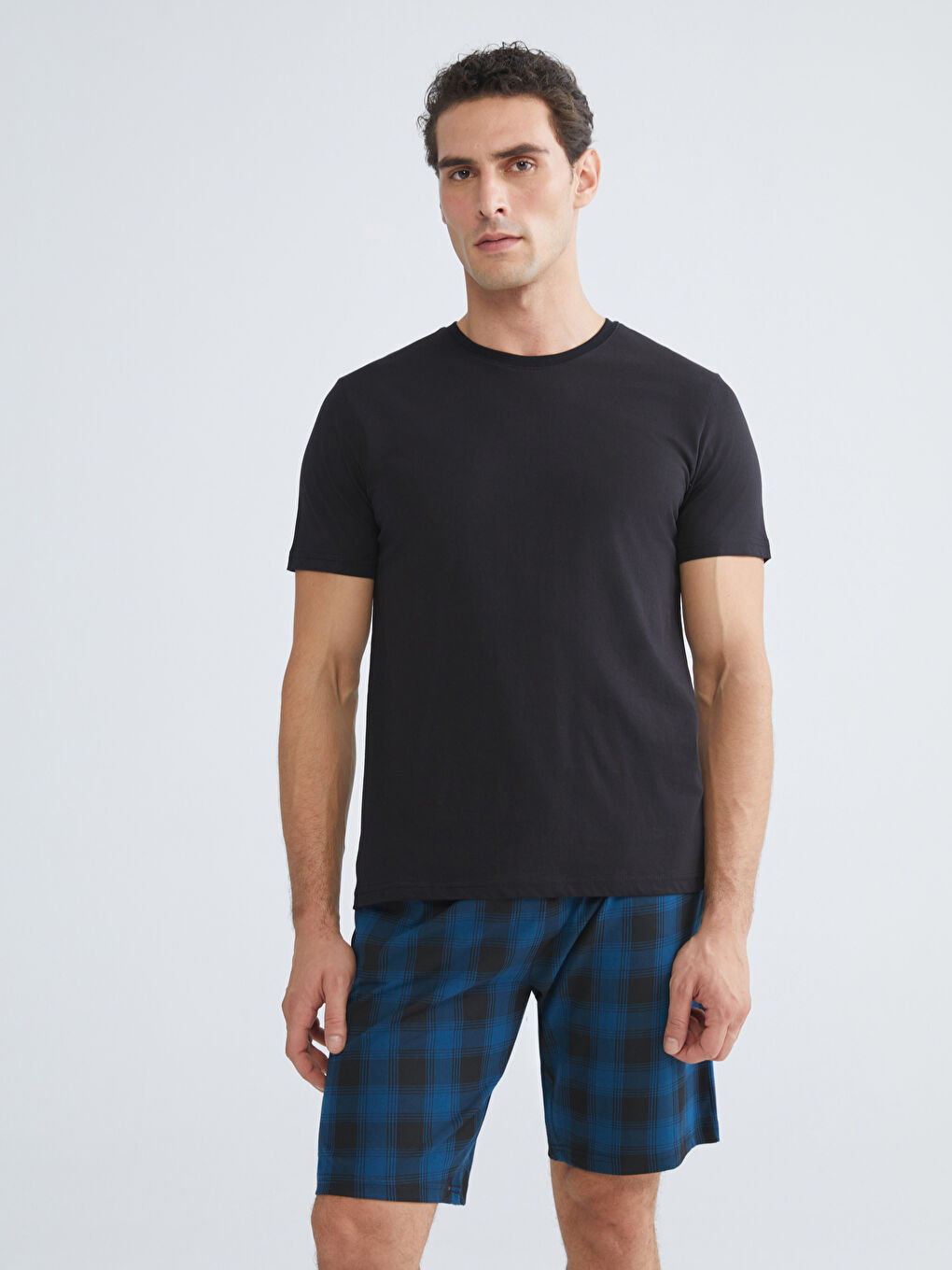 Siyah Bisiklet Yaka Erkek Pijama Takımı 3'lü Takım-3