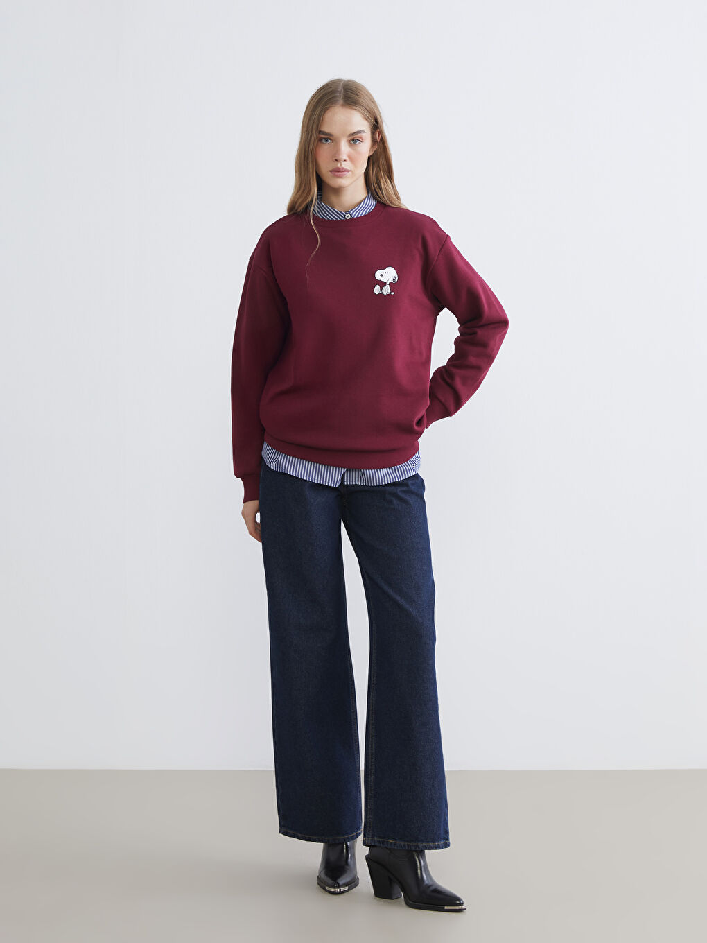 Snoopy Printed Oversize Women's Thick Sweatshirt-1