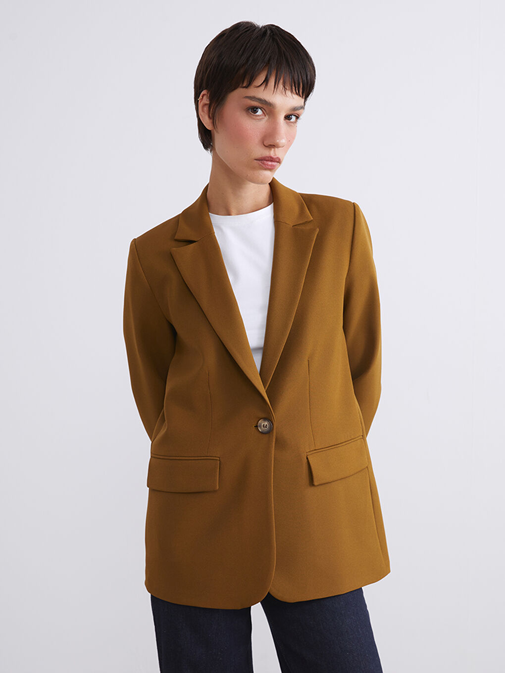 Ženska blazer jakna od krepa-3