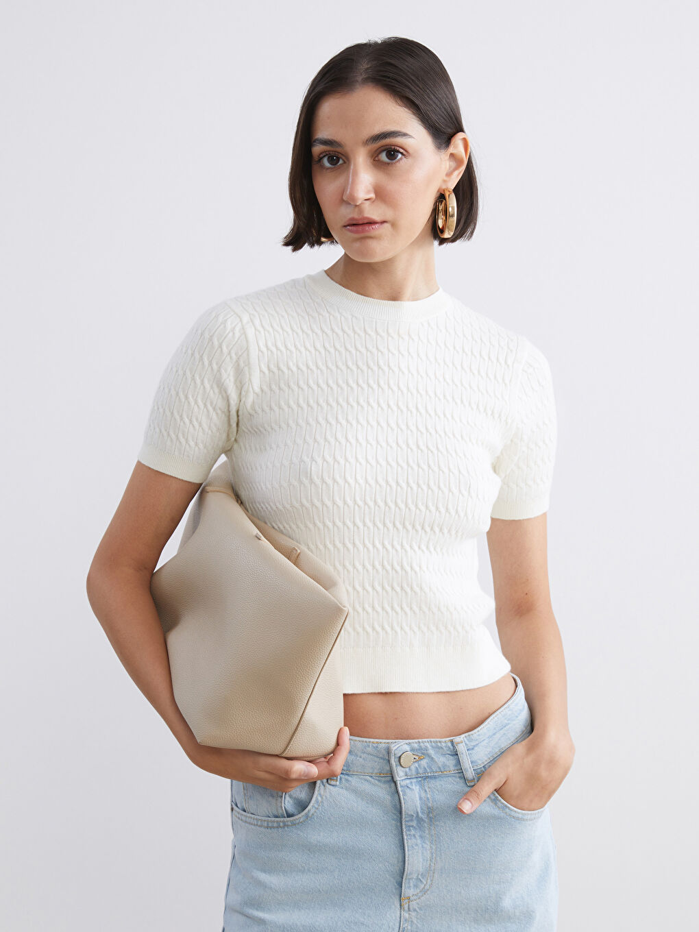 Ekru Bisiklet Yaka Kendinden Desenli Kadın Triko Kazak