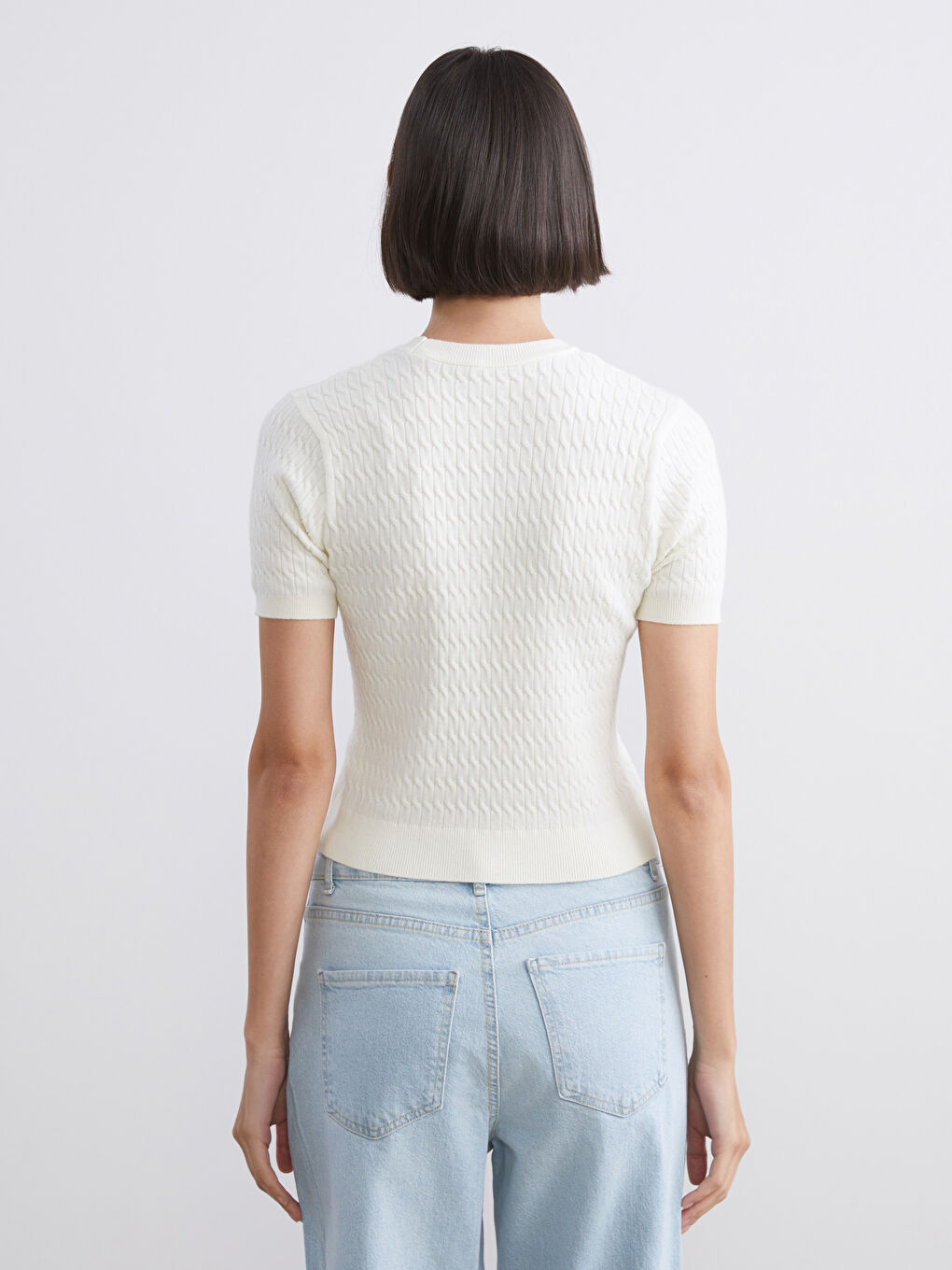 Ekru Bisiklet Yaka Kendinden Desenli Kadın Triko Kazak-3