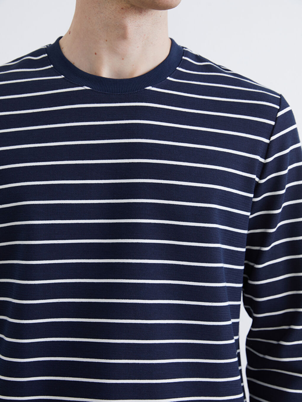 Lacivert Bisiklet Yaka Çizgili Erkek Sweatshirt-2