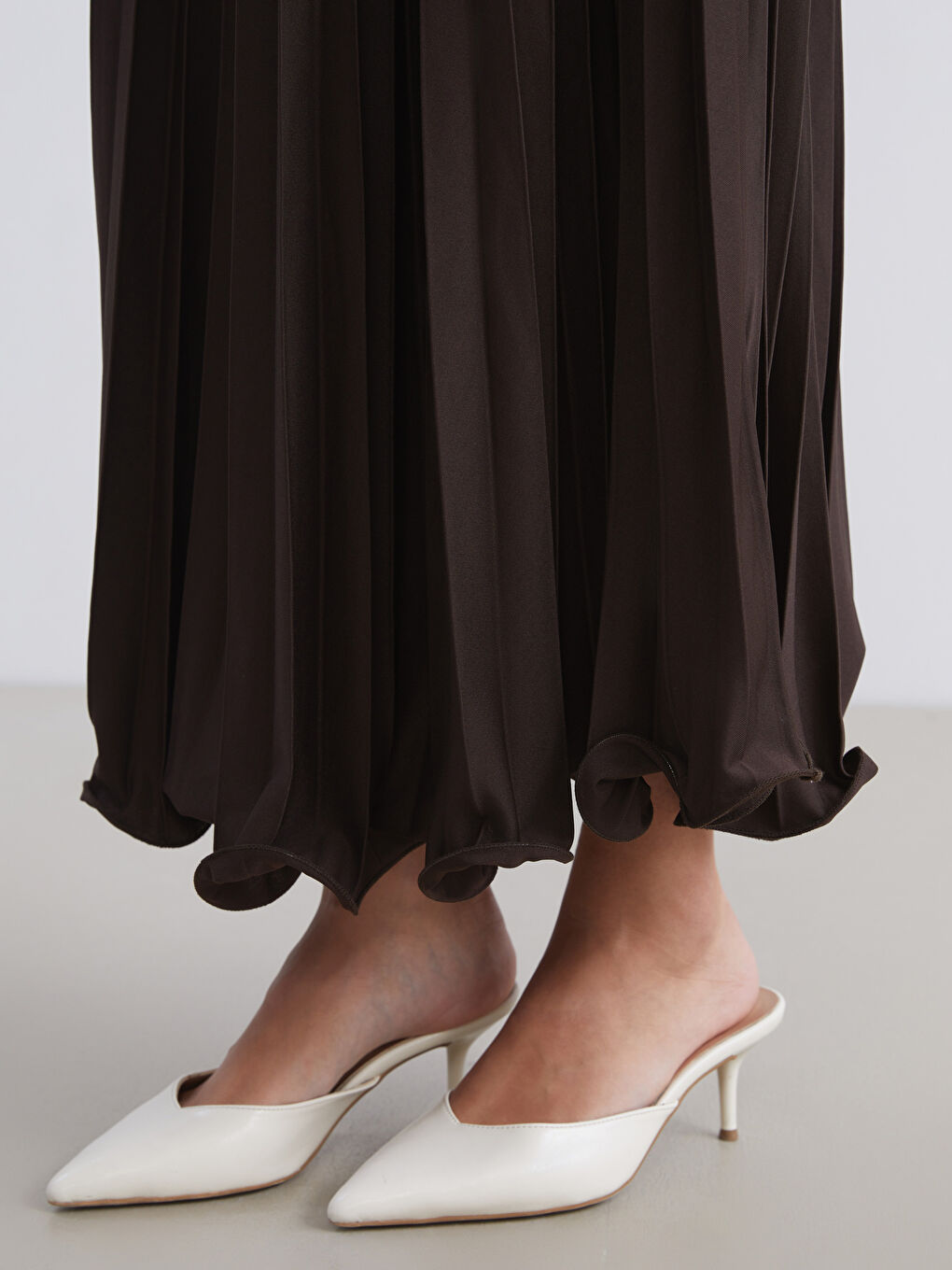 Kahverengi Beli Lastikli Şifon Pileli Etek-2