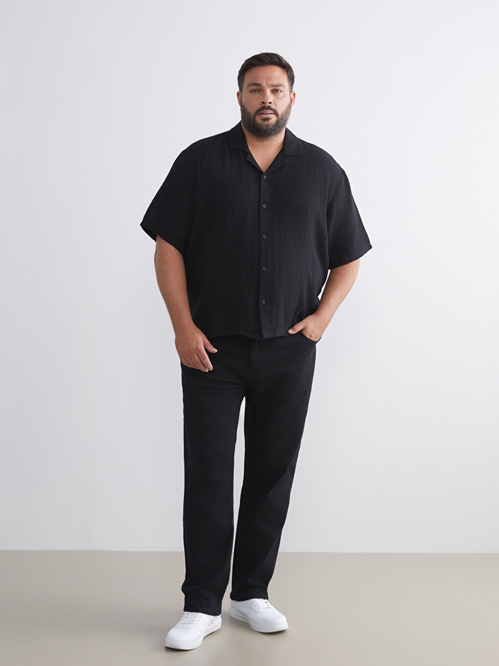 Siyah Büyük Beden Resort Yaka Kısa Kollu Müslin Erkek Gömlek-2