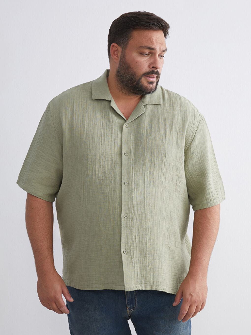 Large Size Men's Short Sleeve Muslin Resort Collar Shirt