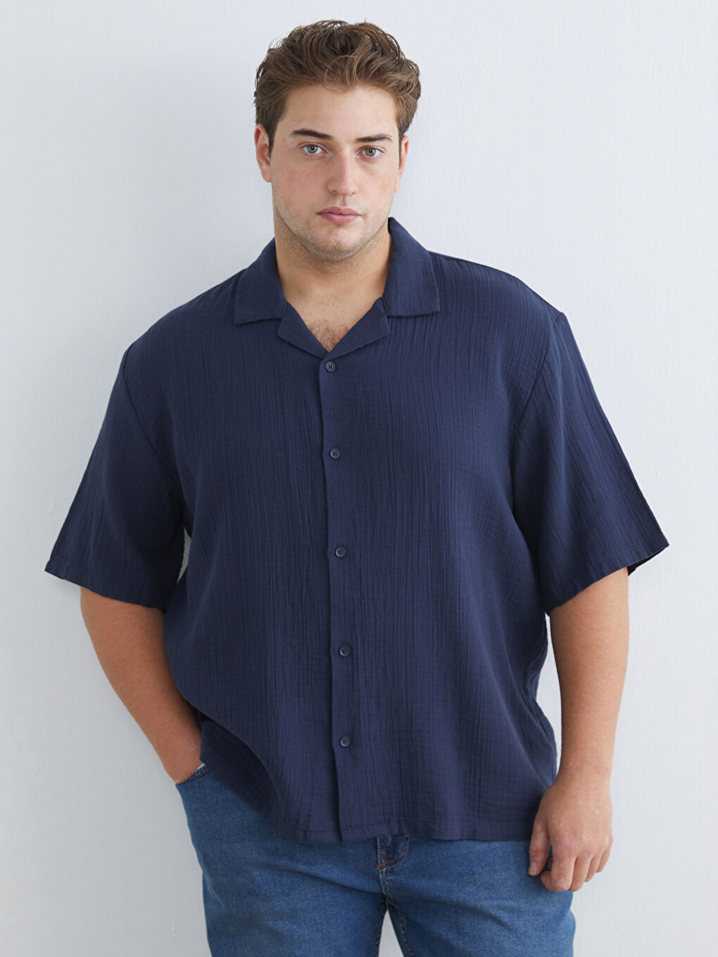 Lacivert Büyük Beden Resort Yaka Kısa Kollu Müslin Erkek Gömlek-1