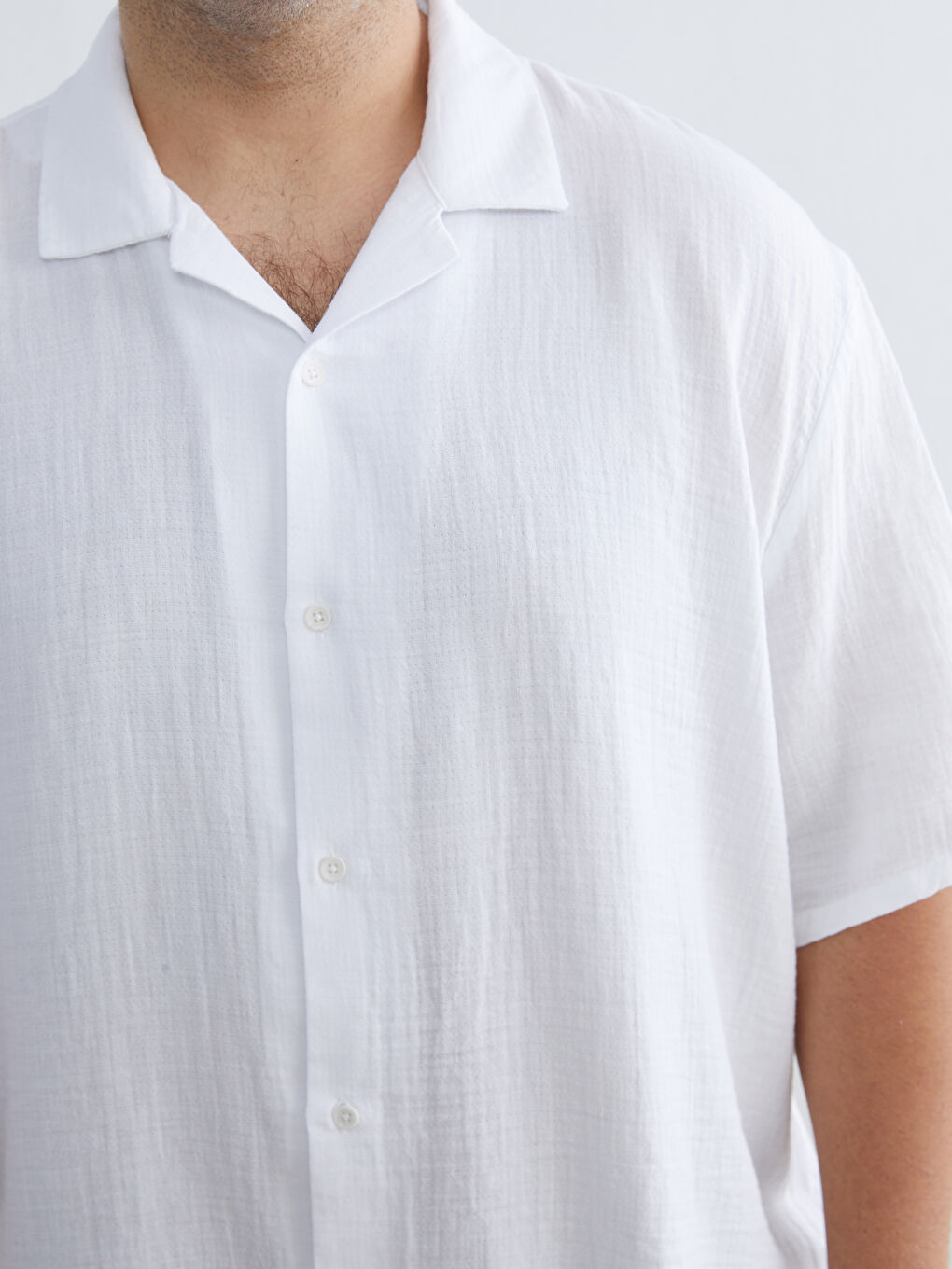 Beyaz Büyük Beden Resort Yaka Kısa Kollu Müslin Erkek Gömlek-2