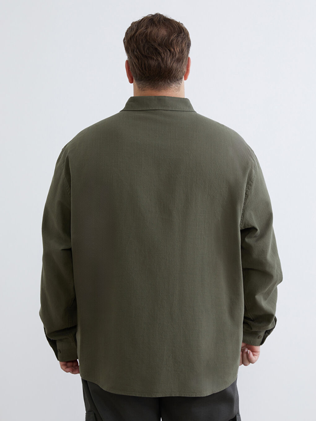 Haki Büyük Beden Regular Fit Uzun Kollu Keten Görünümlü Erkek Gömlek-3