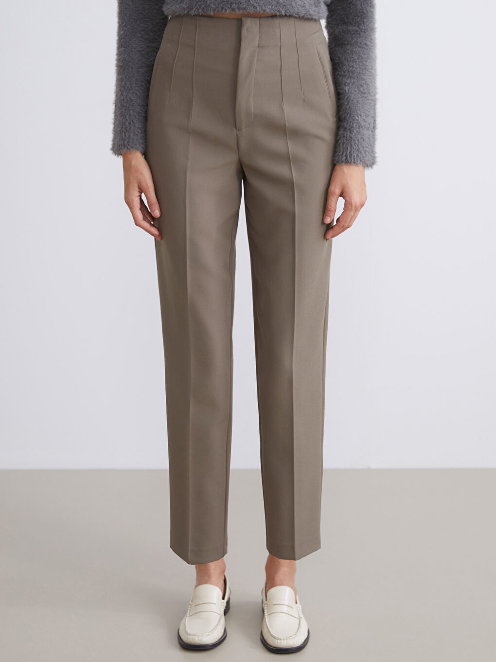 Haki Dar Fit Pileli Kadın Pantolon-1