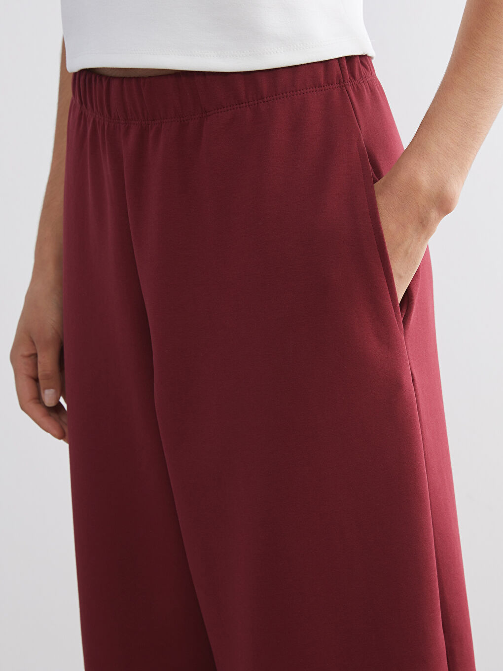 Women's Sweatpants with Elastic Waist-2