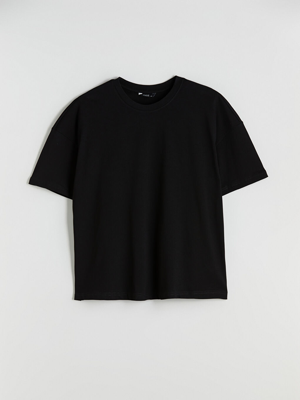 Man BLACK T-Shirt-8