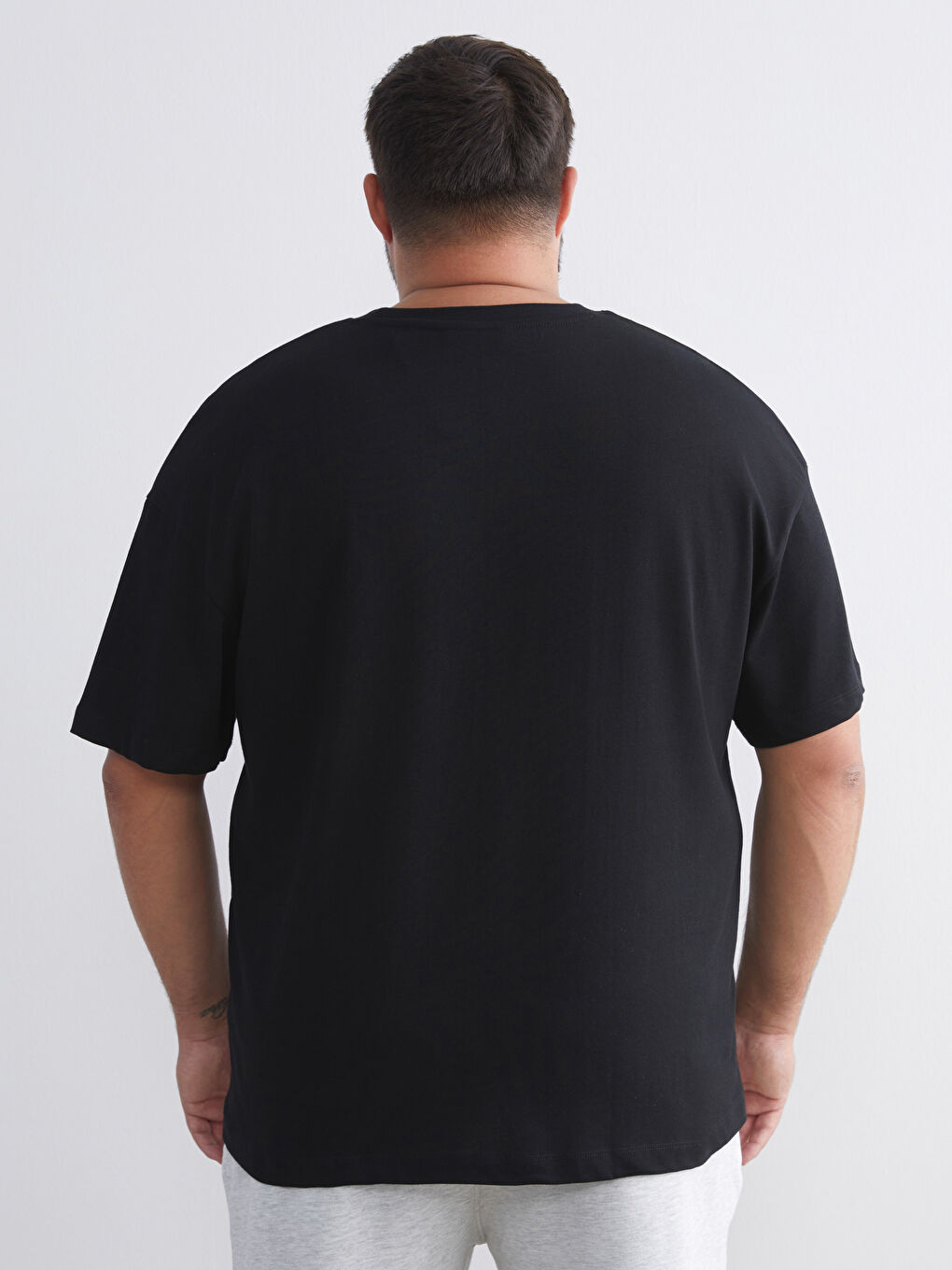 Man BLACK T-Shirt-3