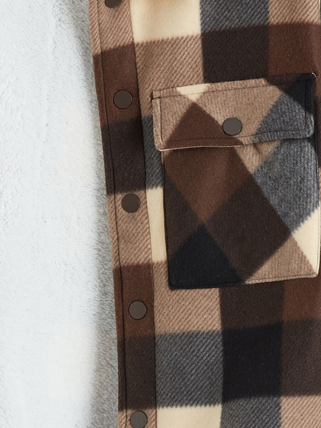 Рубашка-куртка мужская клетчатая свободного кроя-6