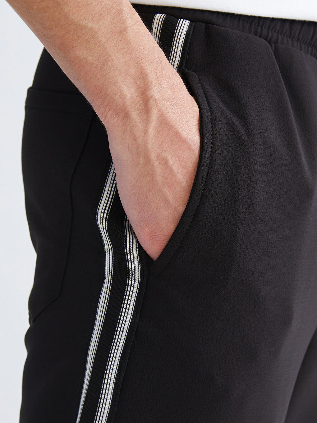 Relaxed Fit Men's Trousers-2