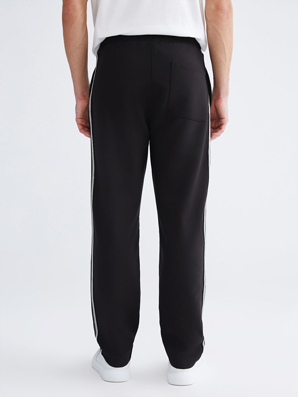 Relaxed Fit Men's Trousers-3