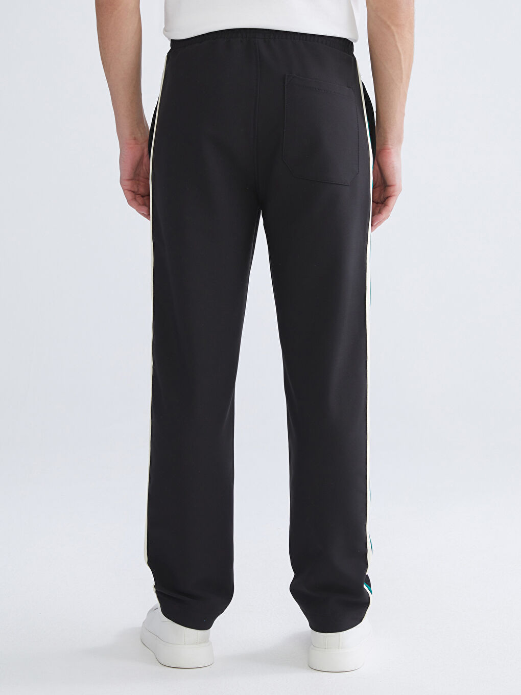 Siyah Rahat Kalıp Erkek Pantolon-3