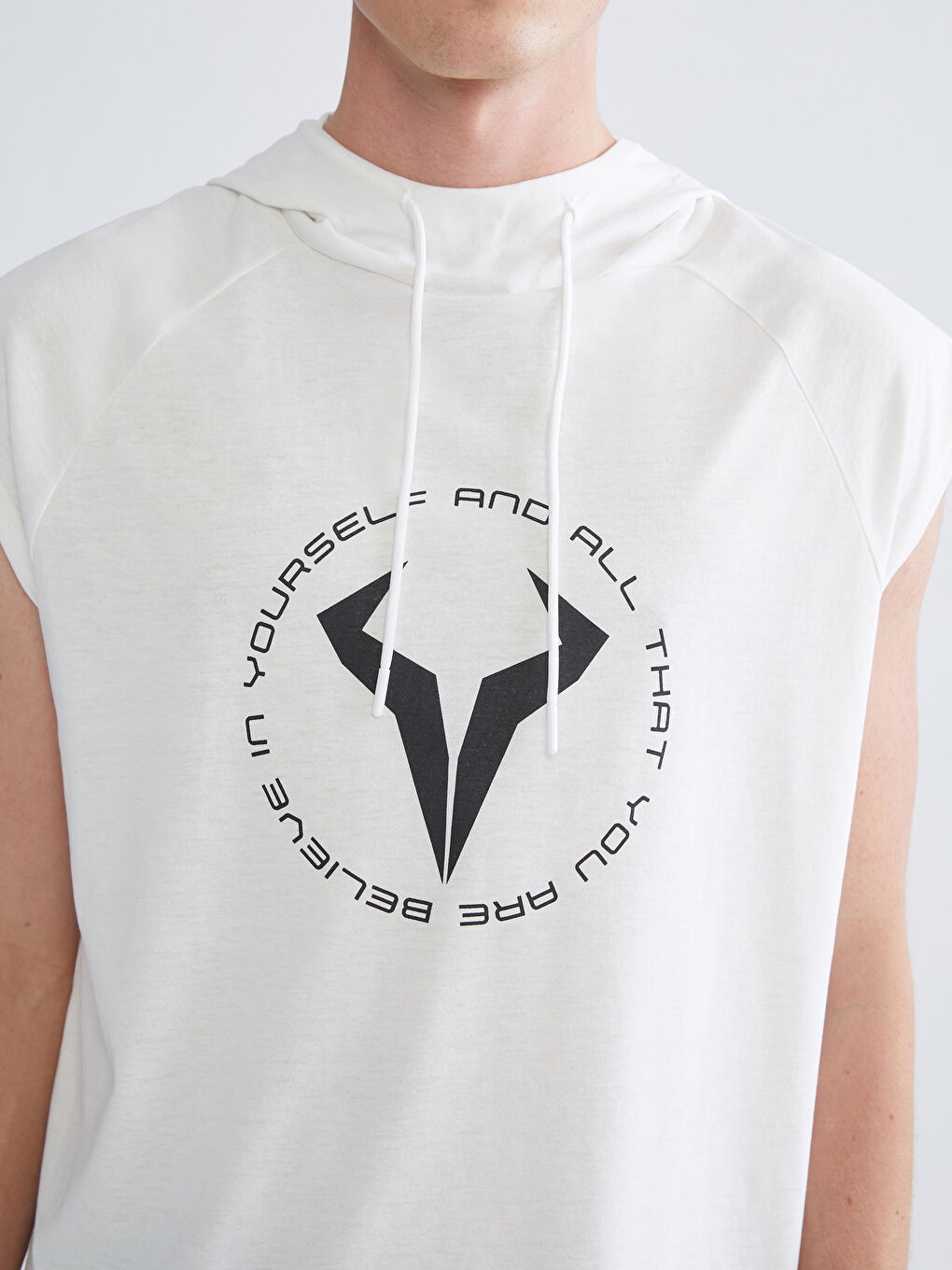 Αμάνικο Εκτυπωμένο Ανδρικό T-Shirt με Κουκούλα-2