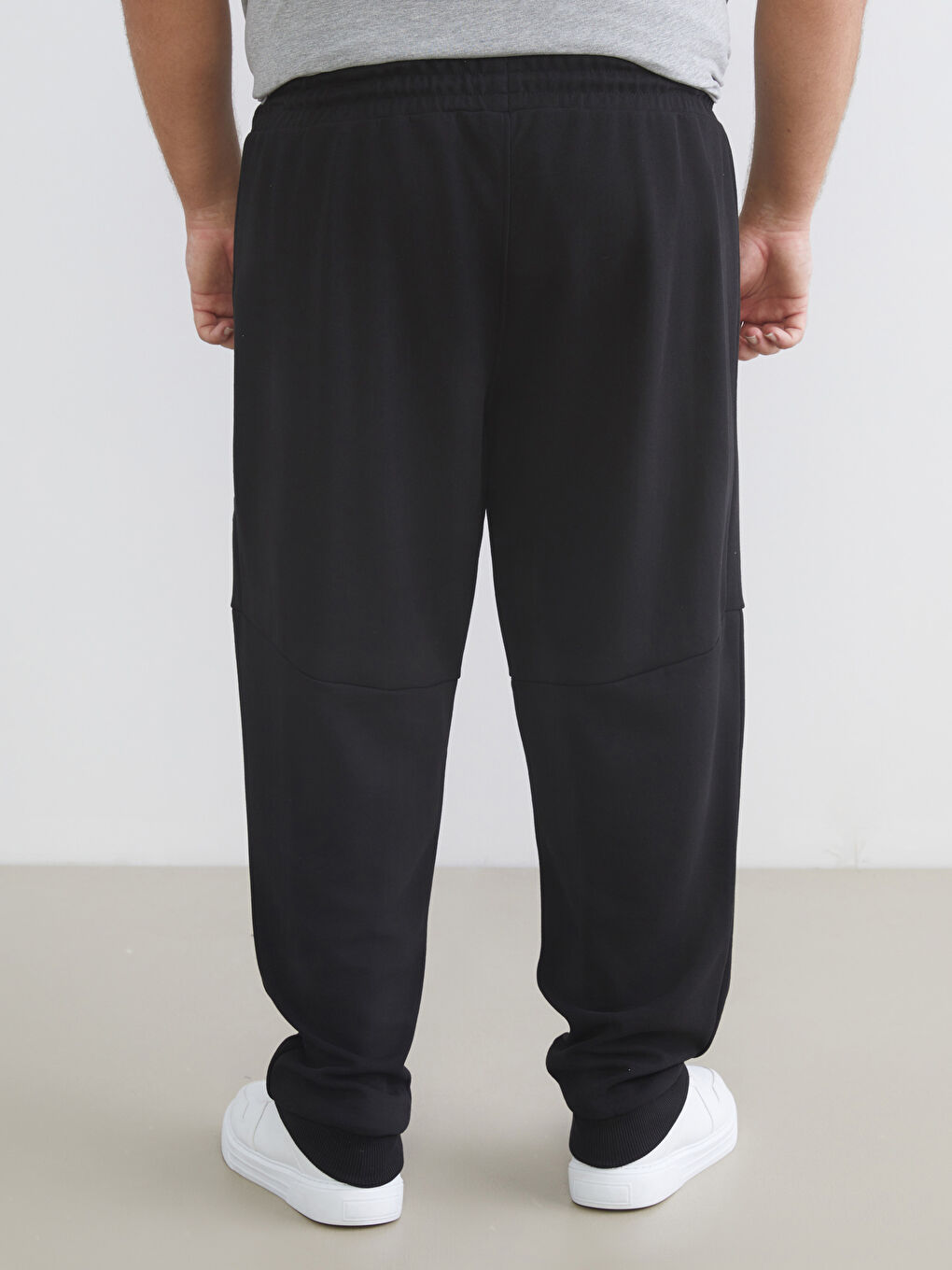 Plus Size Standard Fit Men's Jogger Sweatpants-3