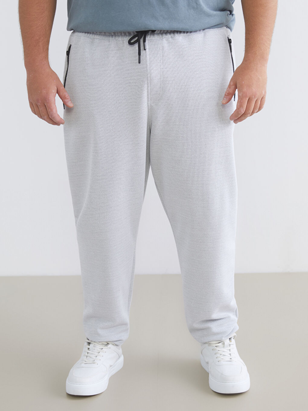 Plus Size Standard Fit Men's Jogger Sweatpants-1