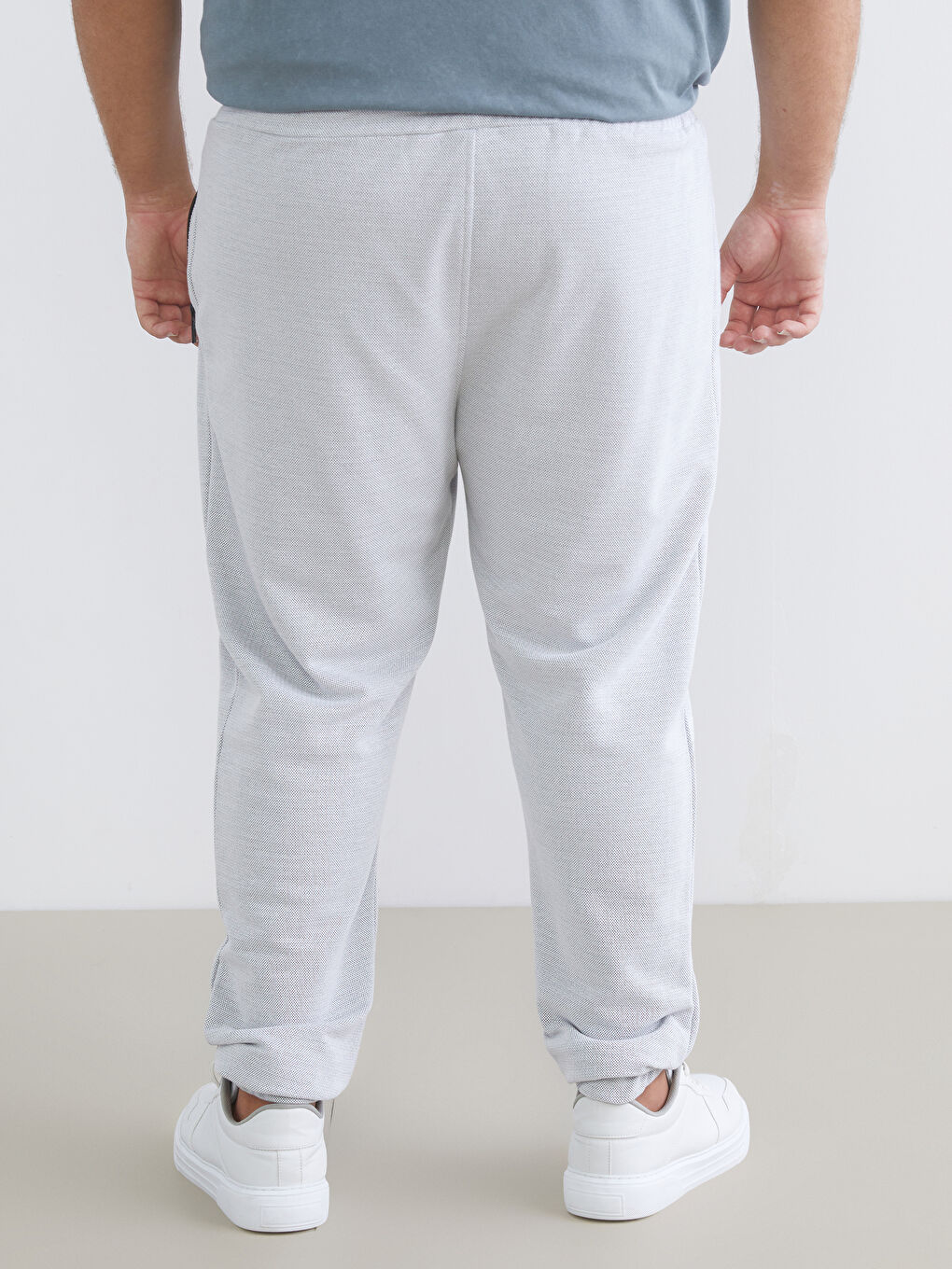 Plus Size Standard Fit Men's Jogger Sweatpants-3