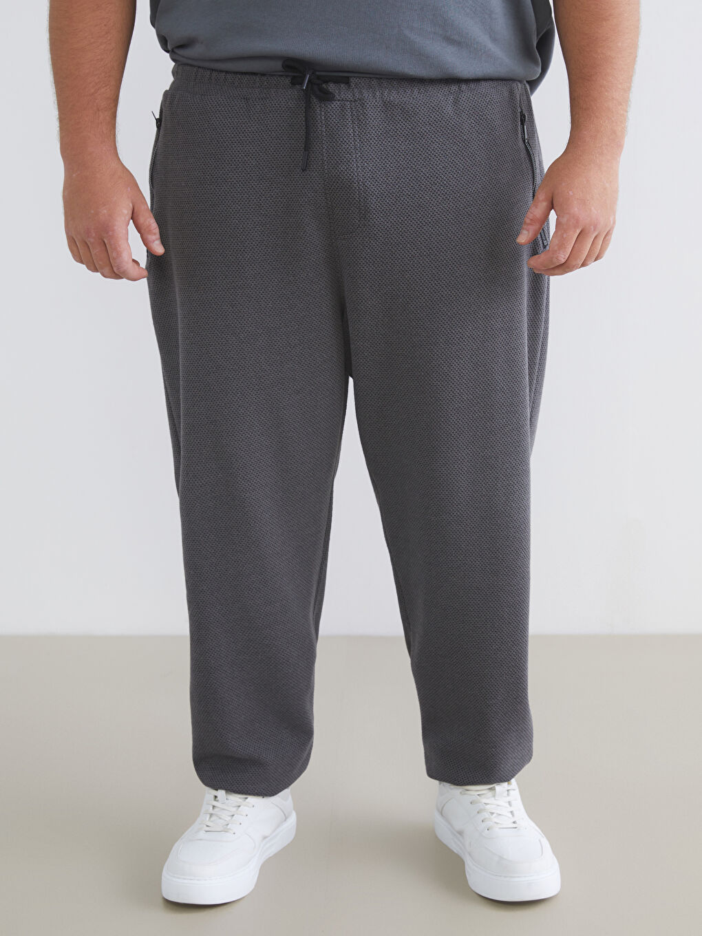 Plus Size Standard Fit Men's Jogger Sweatpants-1
