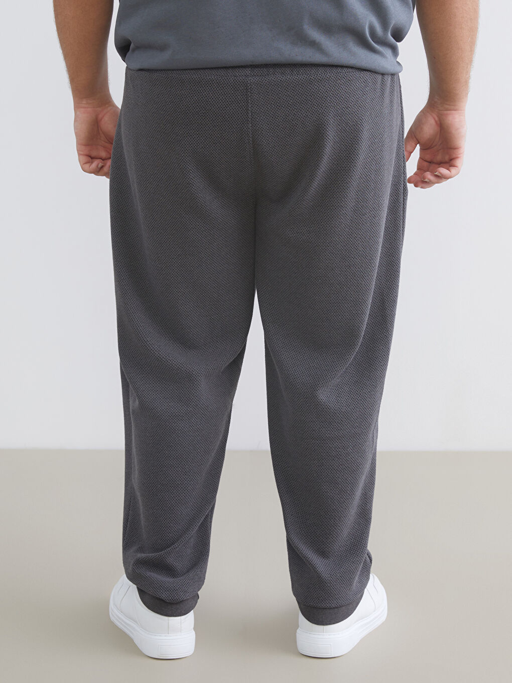 Plus Size Standard Fit Men's Jogger Sweatpants-3