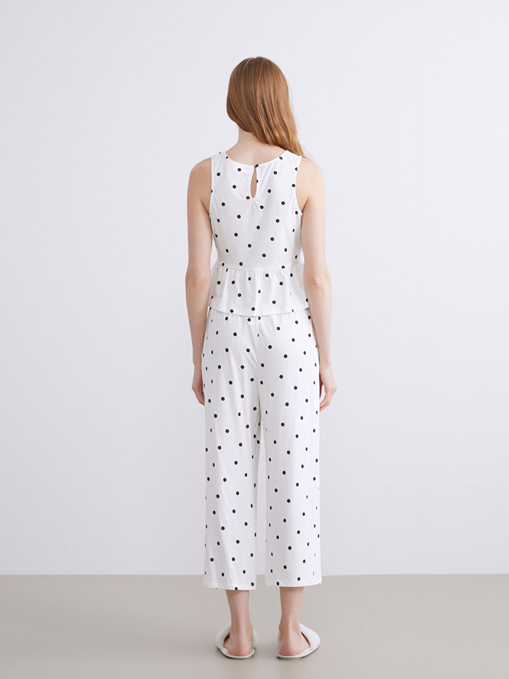 Ekru U Yaka Puantiyeli Kadın Kaprili Pijama Takımı-3