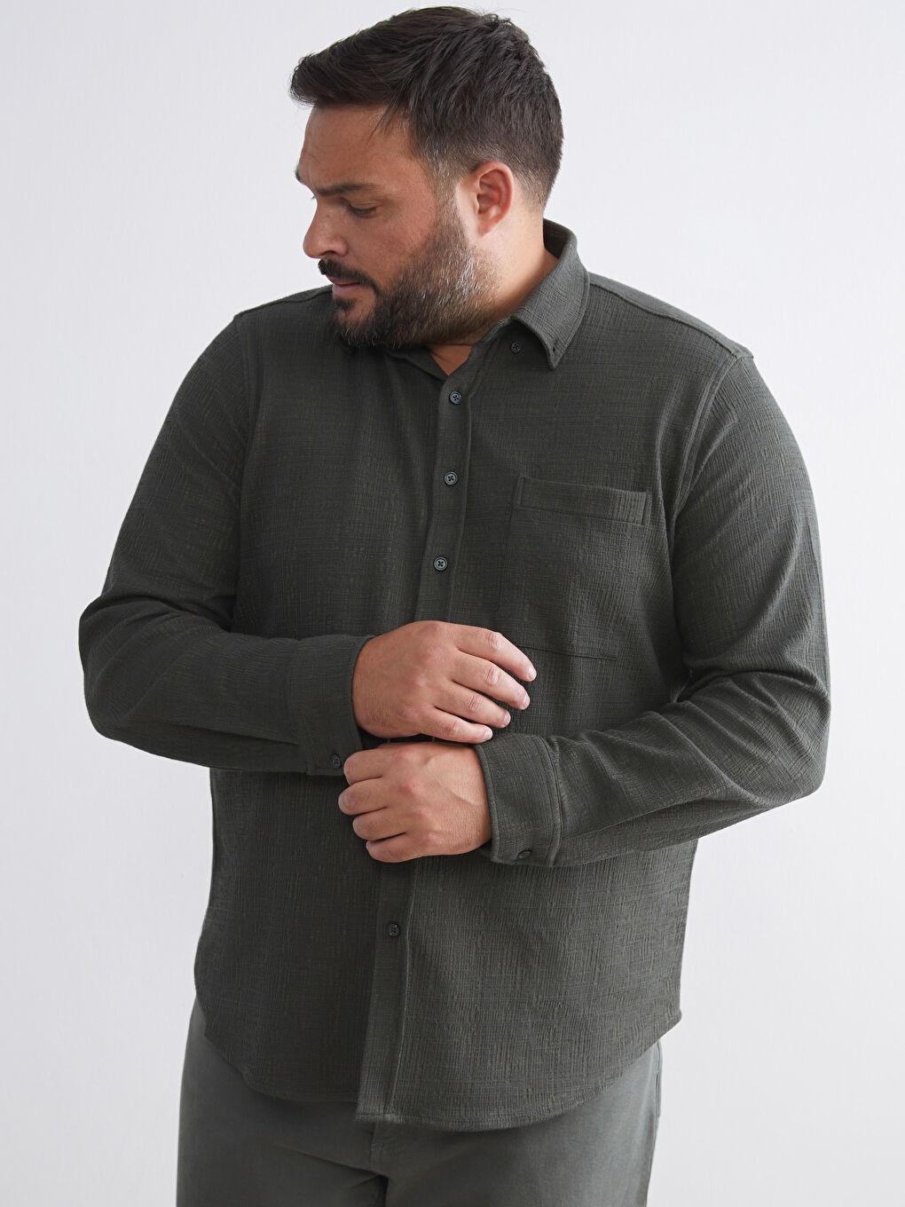 Haki Büyük Beden Dokulu Erkek Gömlek