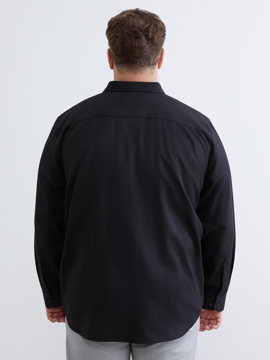 Siyah Büyük Beden Regular Fit Uzun Kollu Gabardin Erkek Gömlek-3