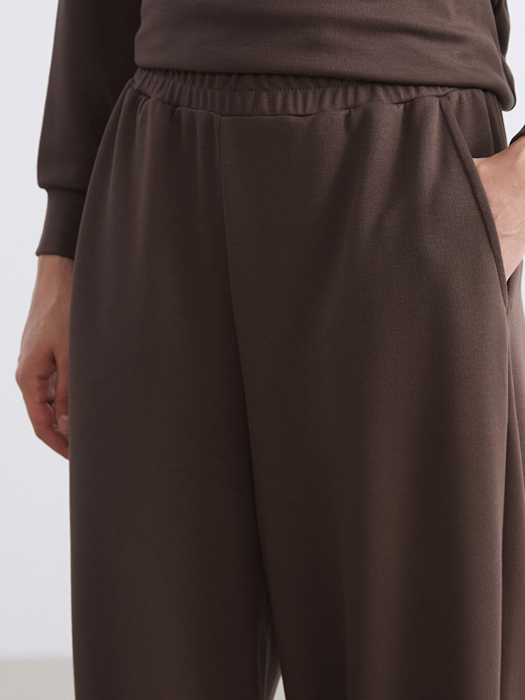 Kahverengi Beli Lastikli Kadın Eşofman Altı-2