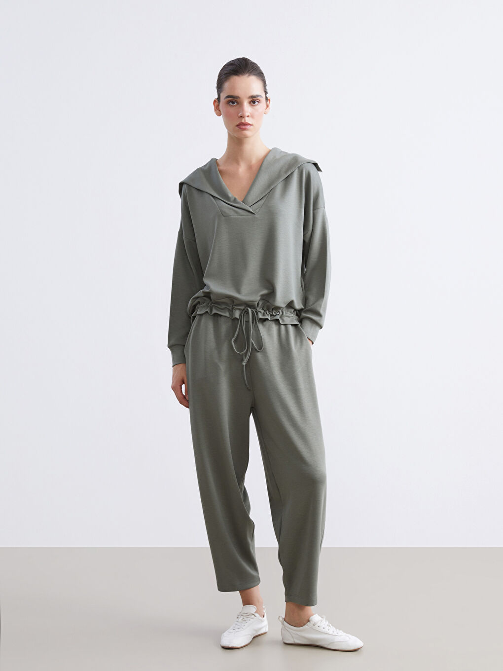 Haki Beli Lastikli Kadın Eşofman Altı