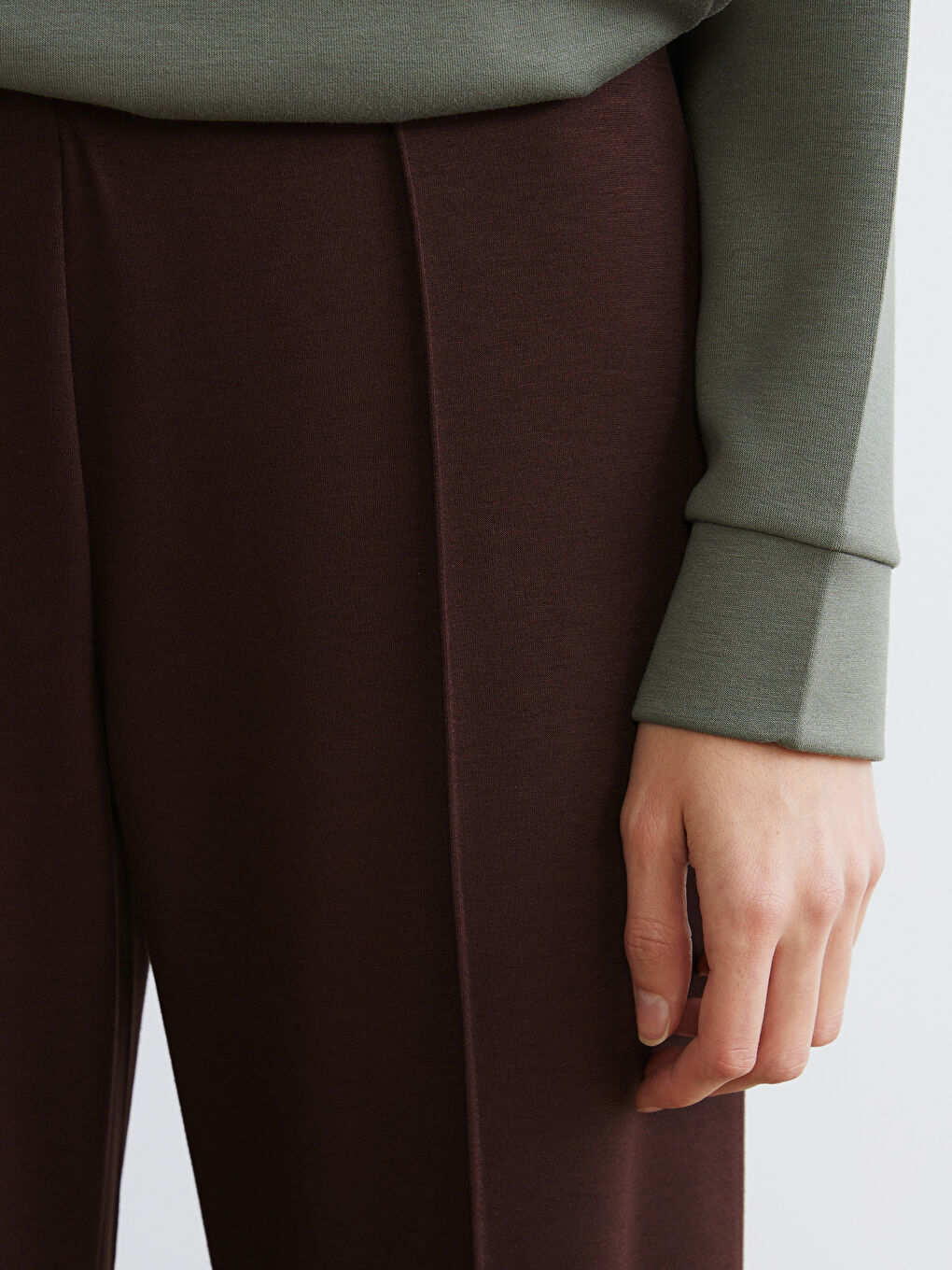 Kahverengi Beli Lastikli Geniş Paça Kadın Eşofman Altı-2