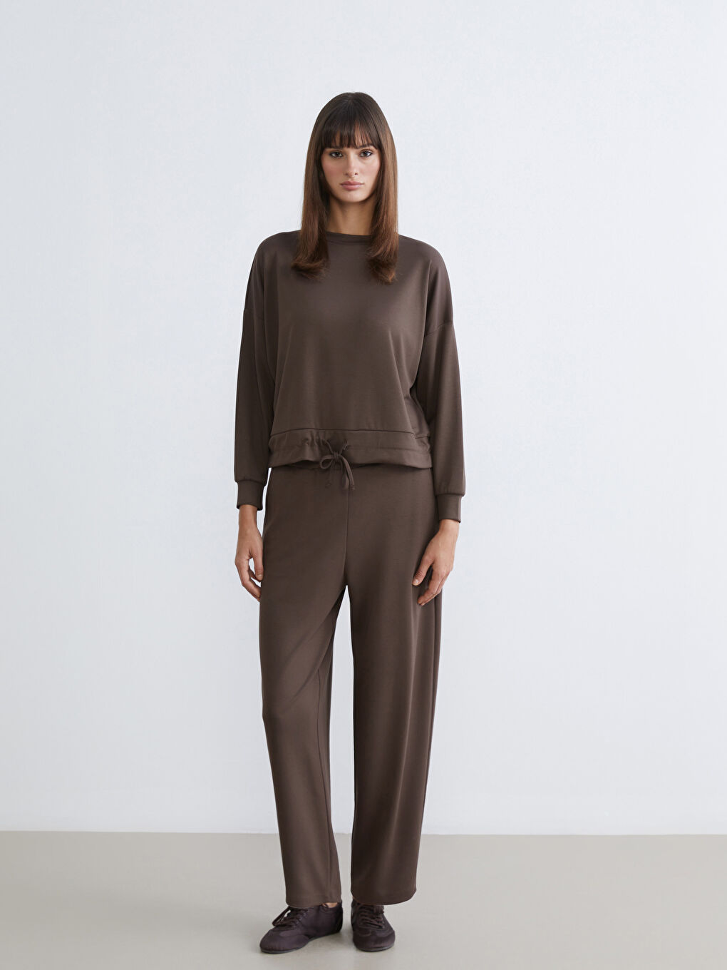 Kahverengi Bisiklet Yaka Büzgülü Kadın Sweatshirt-1