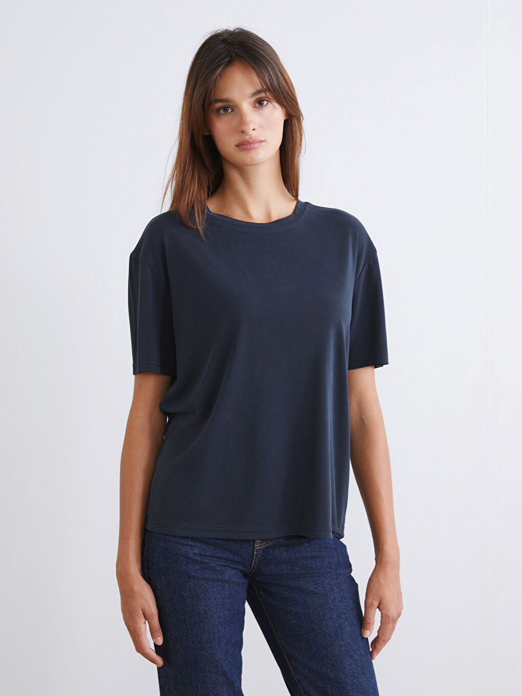 Siyah Bisiklet Yaka Modal Karışımlı Kadın Tişört 2'li-1