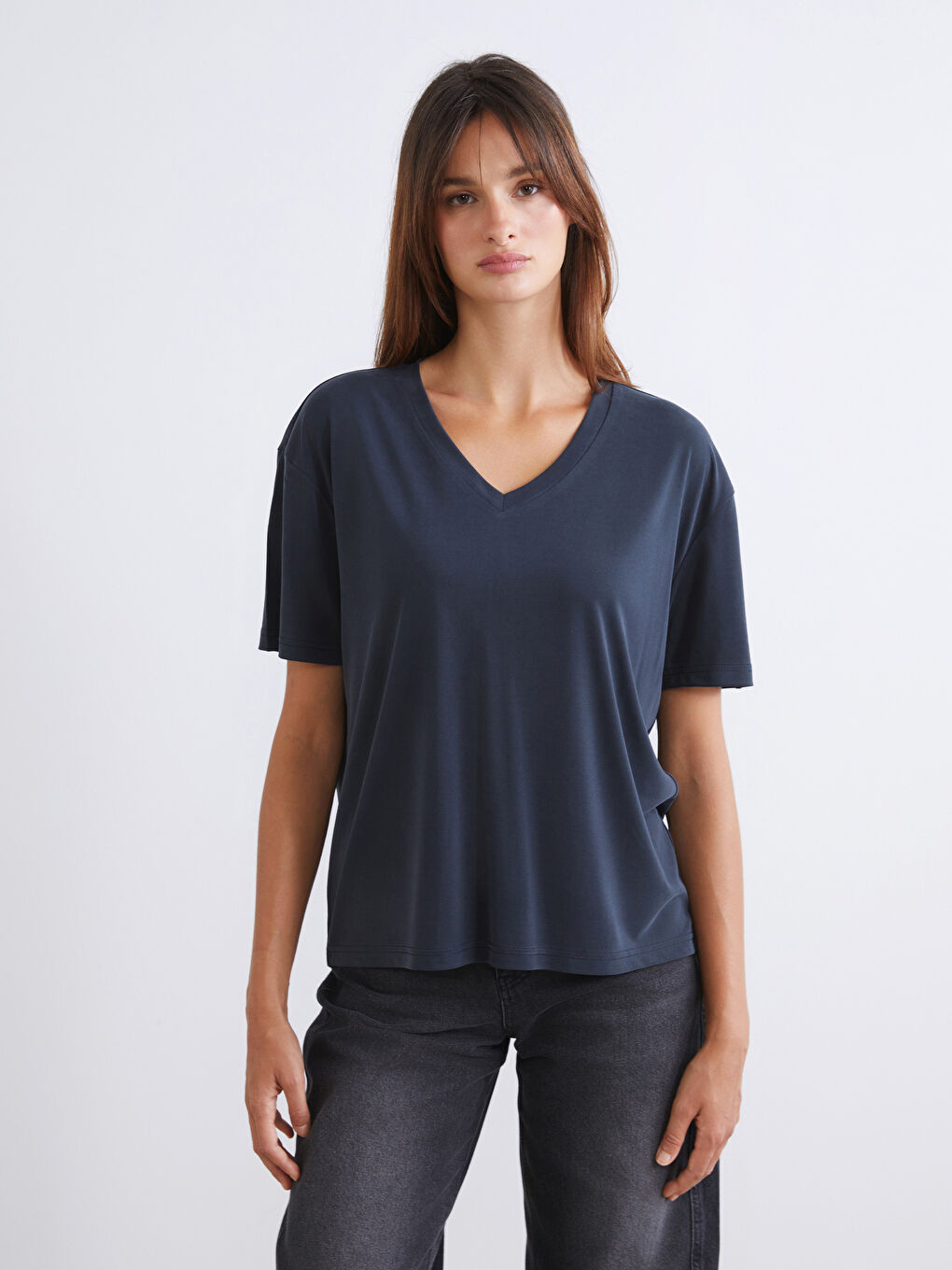 Siyah V Yaka Modal Karışımlı Kadın Tişört 2'li-2