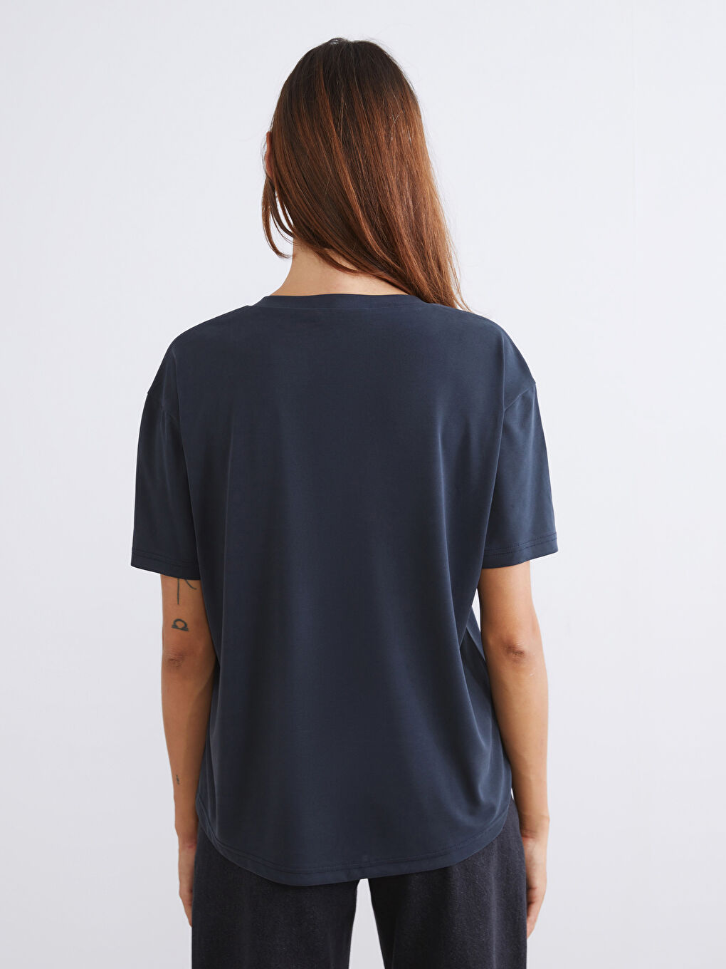 Siyah V Yaka Modal Karışımlı Kadın Tişört 2'li-5