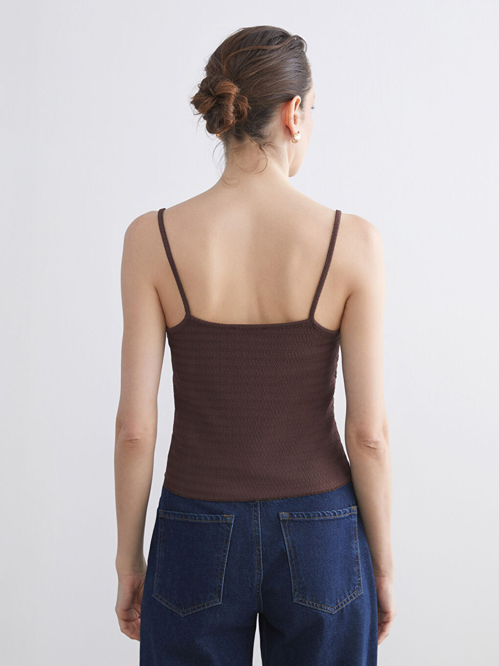 Kahverengi Kare Yaka Dokulu Askılı Kadın Atlet-3