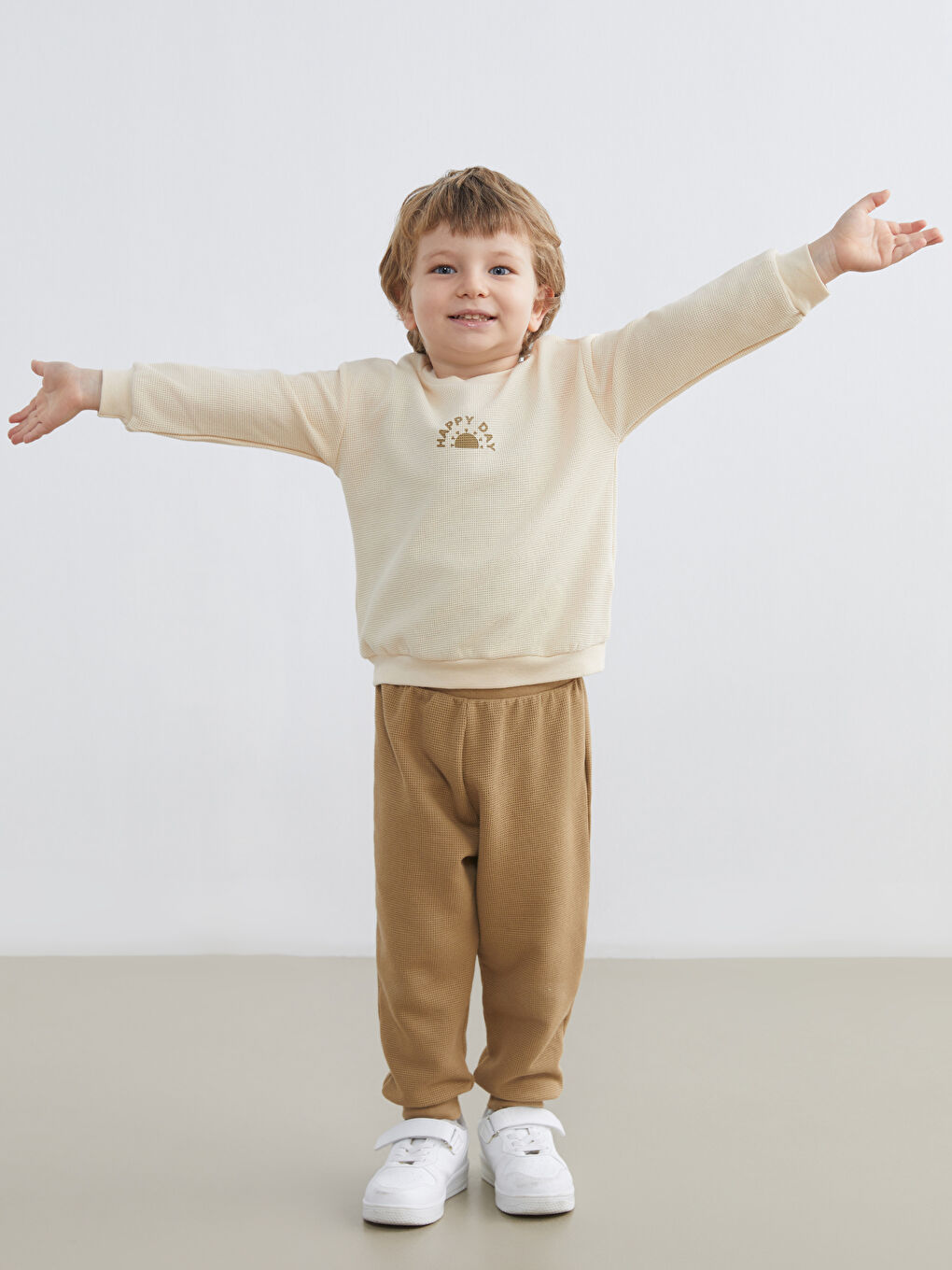 Bej Bisiklet Yaka Erkek Bebek Sweatshirt ve Eşofman Altı