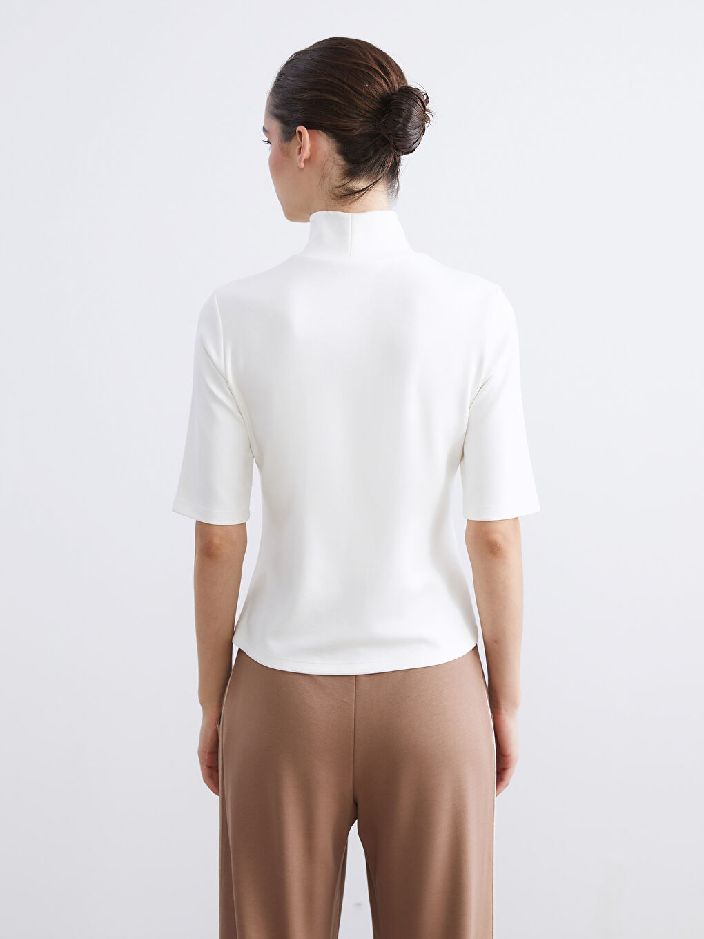 Ekru Dik Yaka Bluz-3