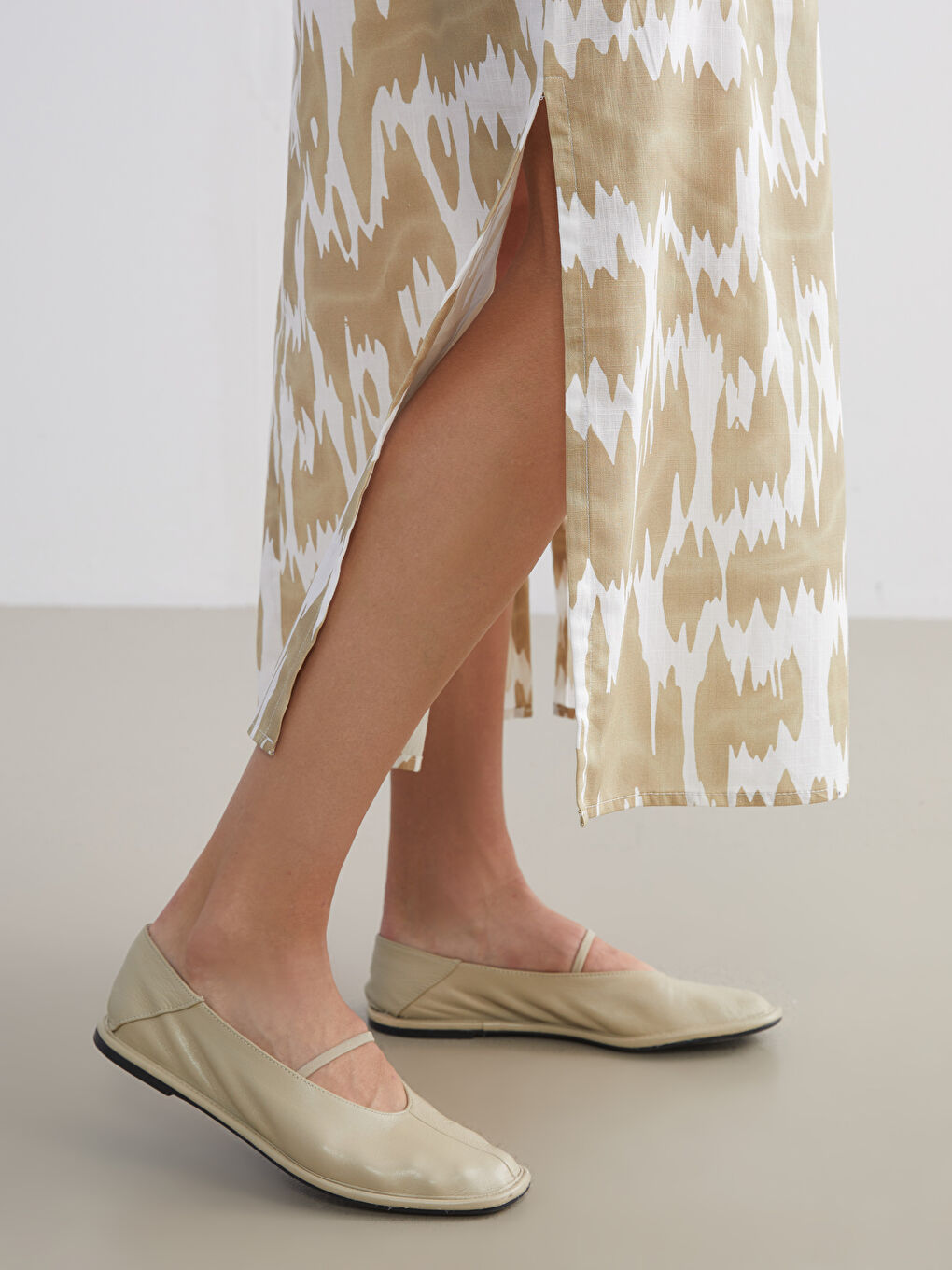 Yeşil V Yaka Desenli Elbise-2