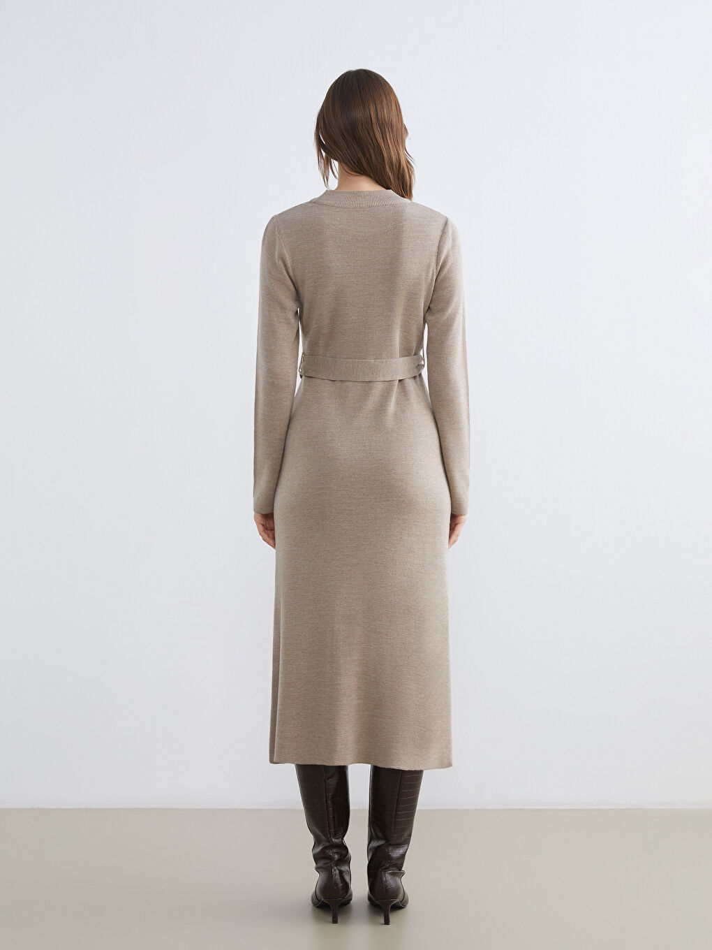 Bej Bisiklet Yaka Beli Kuşaklı Triko Elbise-3